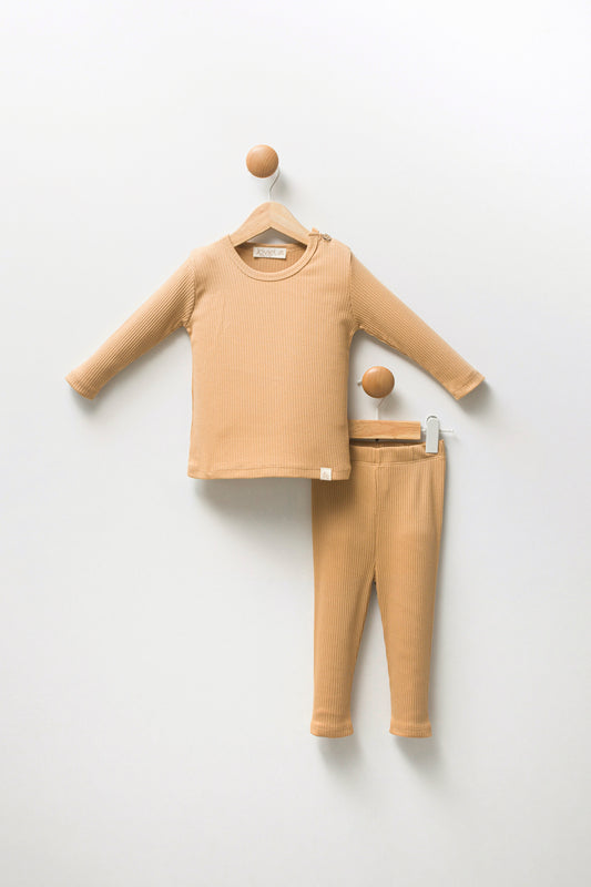 Gerippter Pullover mit Leggings